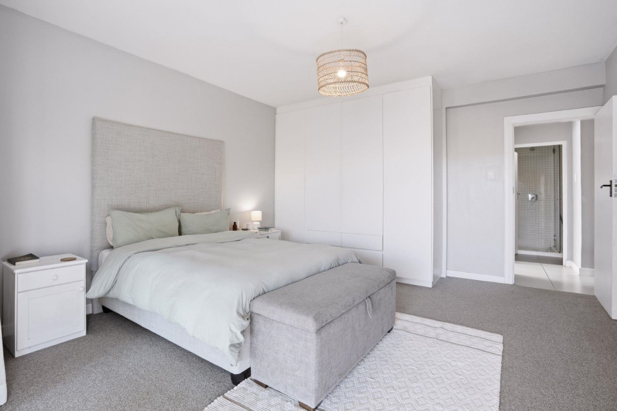 To Let 2 Bedroom Property for Rent in Vredehoek Western Cape